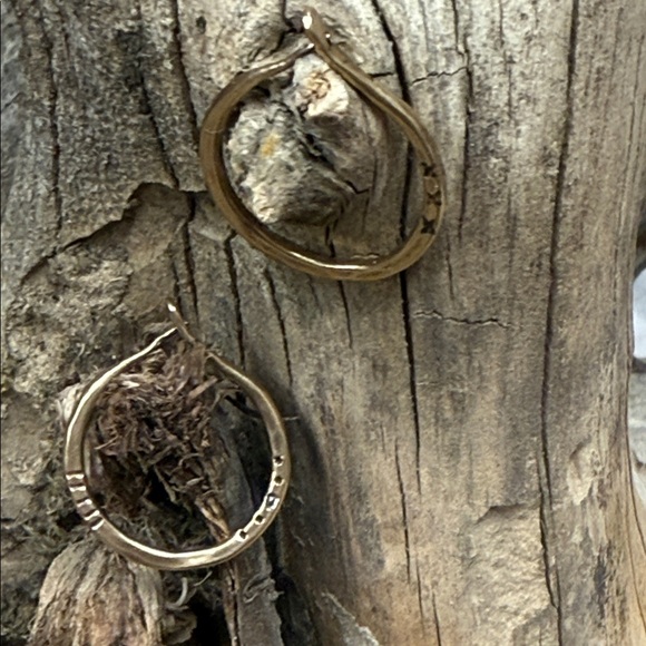 Jes MaHarry “Golden Love Hoops”. New in box! - Picture 3 of 10